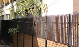 Palisade fence rusted